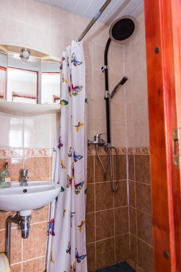 Papli 2 Accommodation Pärnu Esterno foto